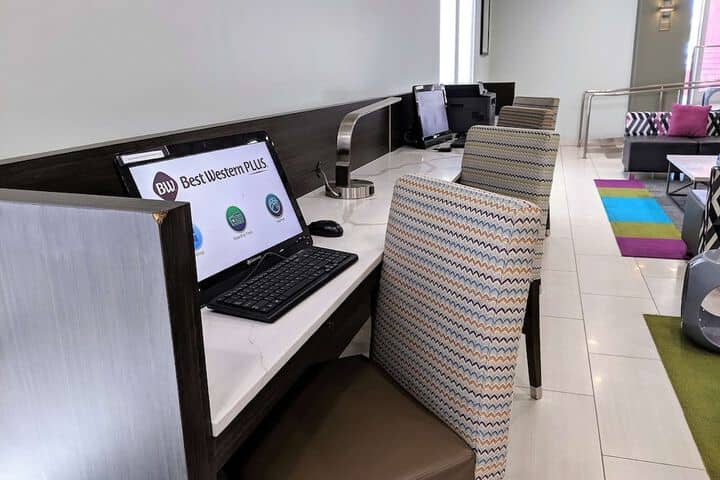 Business Center 51 of 59