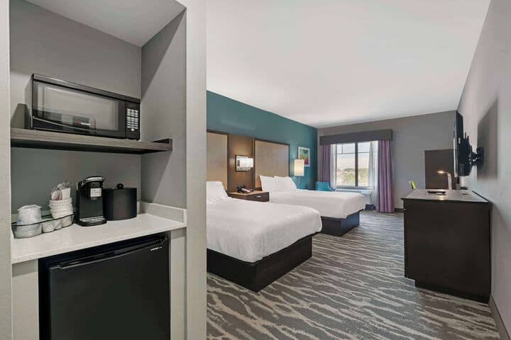 Room 19 of 47