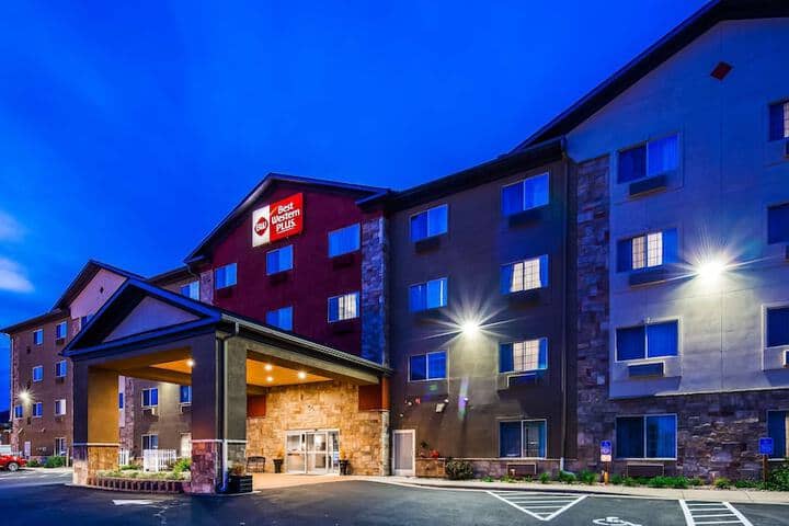Hotel 62 of 63