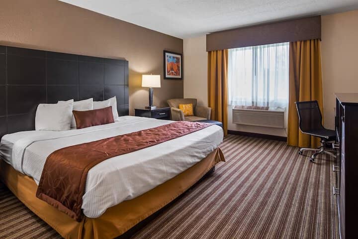 Room 4 of 26
