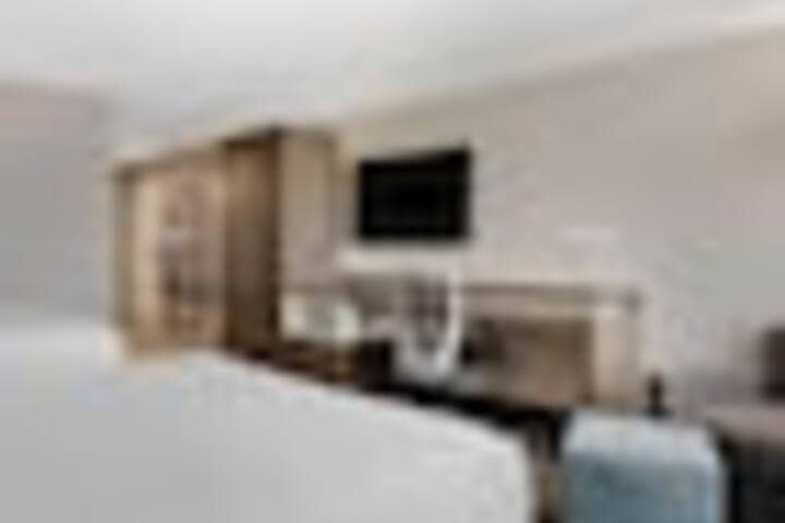 Room 20 of 117