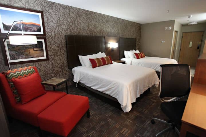 Room 4 of 31