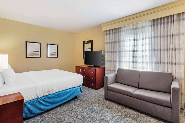 Room 18 of 45