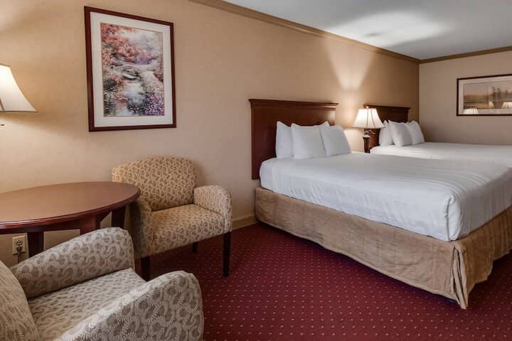 Room 18 of 37