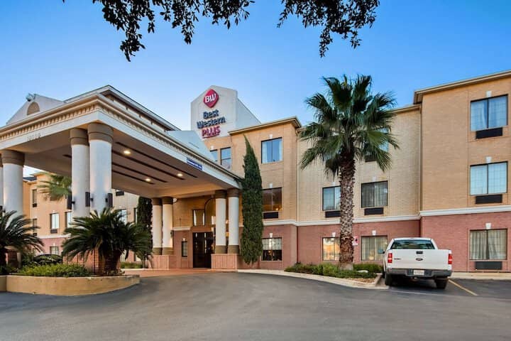 Hotel 28 of 28