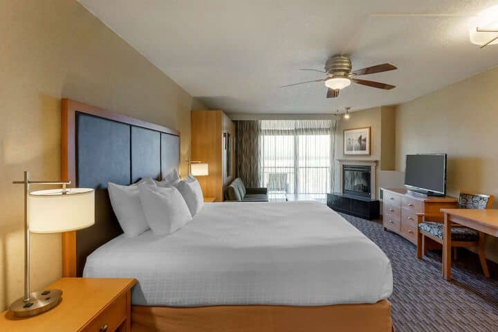 Room 21 of 76