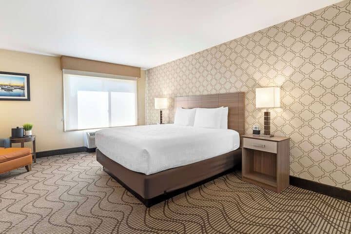 Room 10 of 47