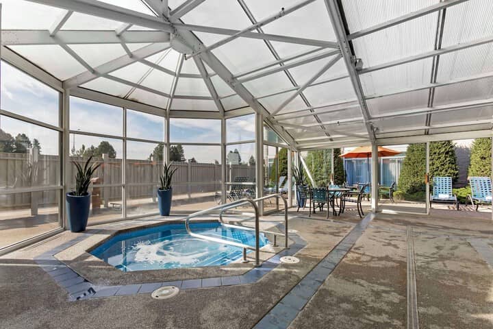 Pool 45 of 60