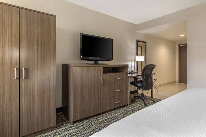 Room 7 of 39