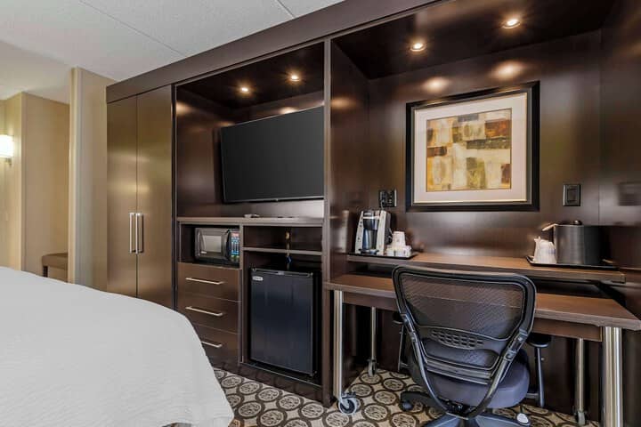 Room 20 of 59