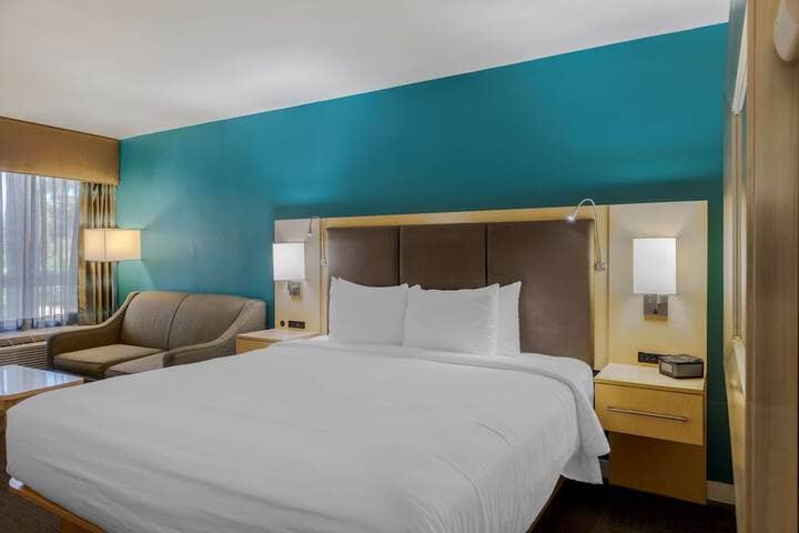 Room 22 of 59