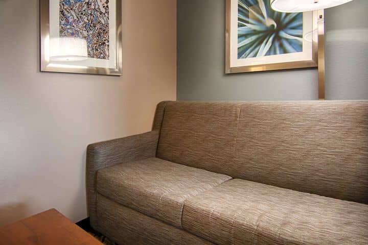 Room 15 of 63